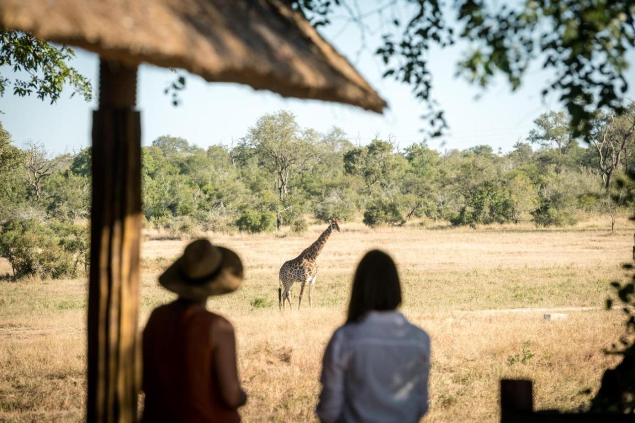 Umkumbe Bush Lodge - Luxury Tented Camp Cagar Alam Sabi Sand Bagian luar foto