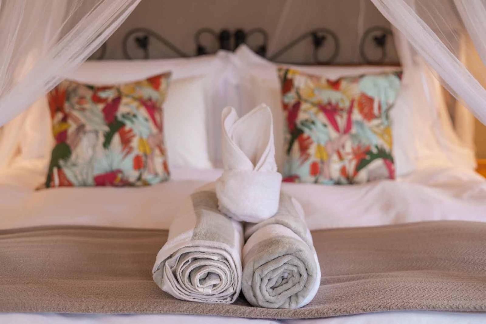 Umkumbe Bush Lodge - Luxury Tented Camp Cagar Alam Sabi Sand Bagian luar foto