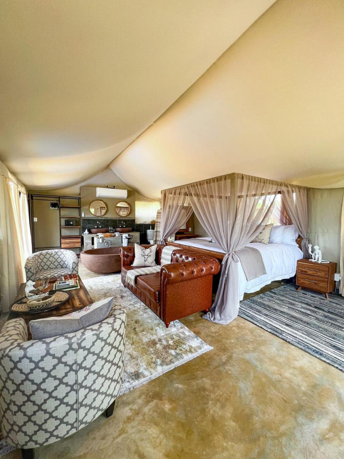 Umkumbe Bush Lodge - Luxury Tented Camp Cagar Alam Sabi Sand Bagian luar foto