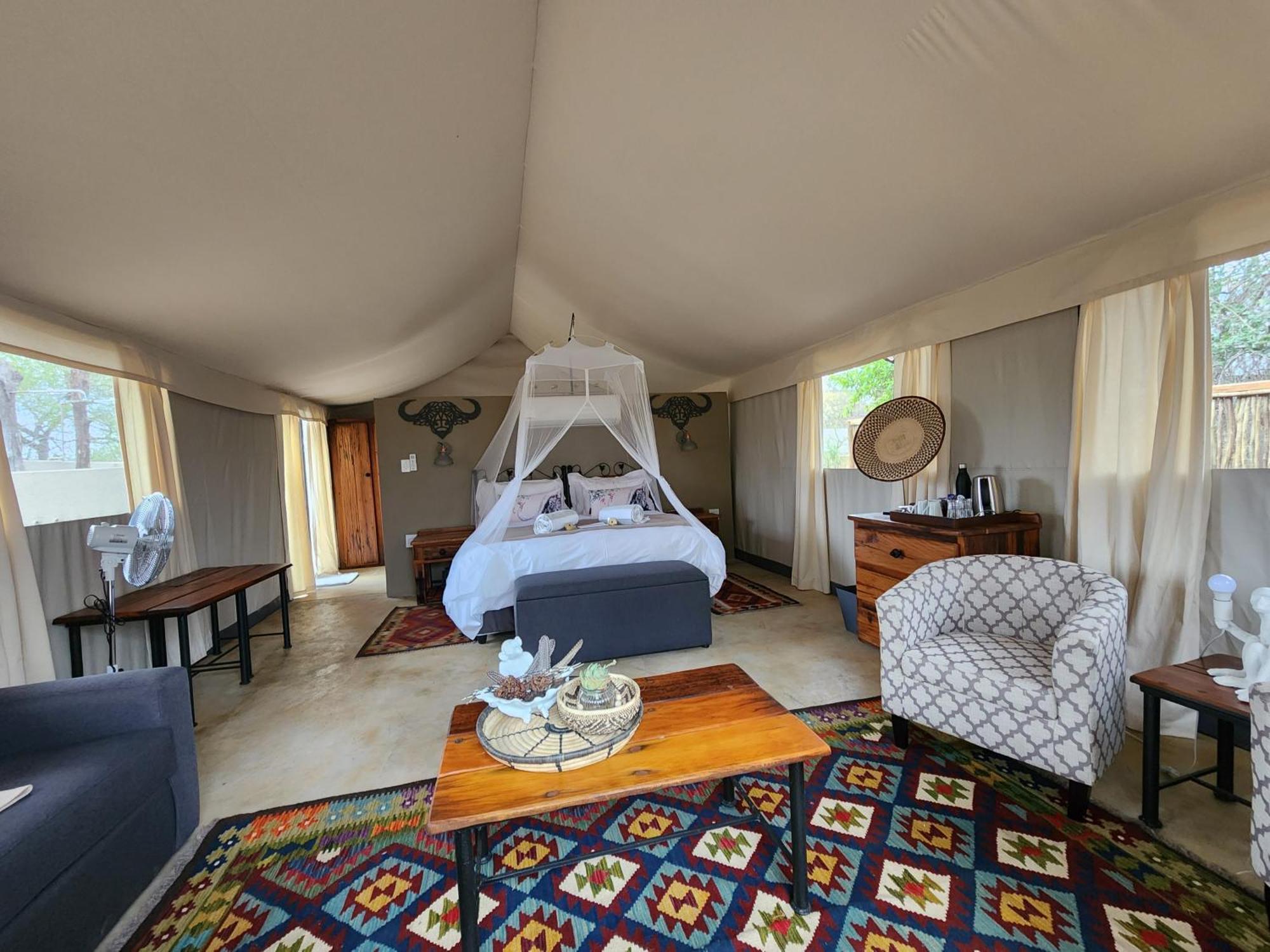 Umkumbe Bush Lodge - Luxury Tented Camp Cagar Alam Sabi Sand Bagian luar foto