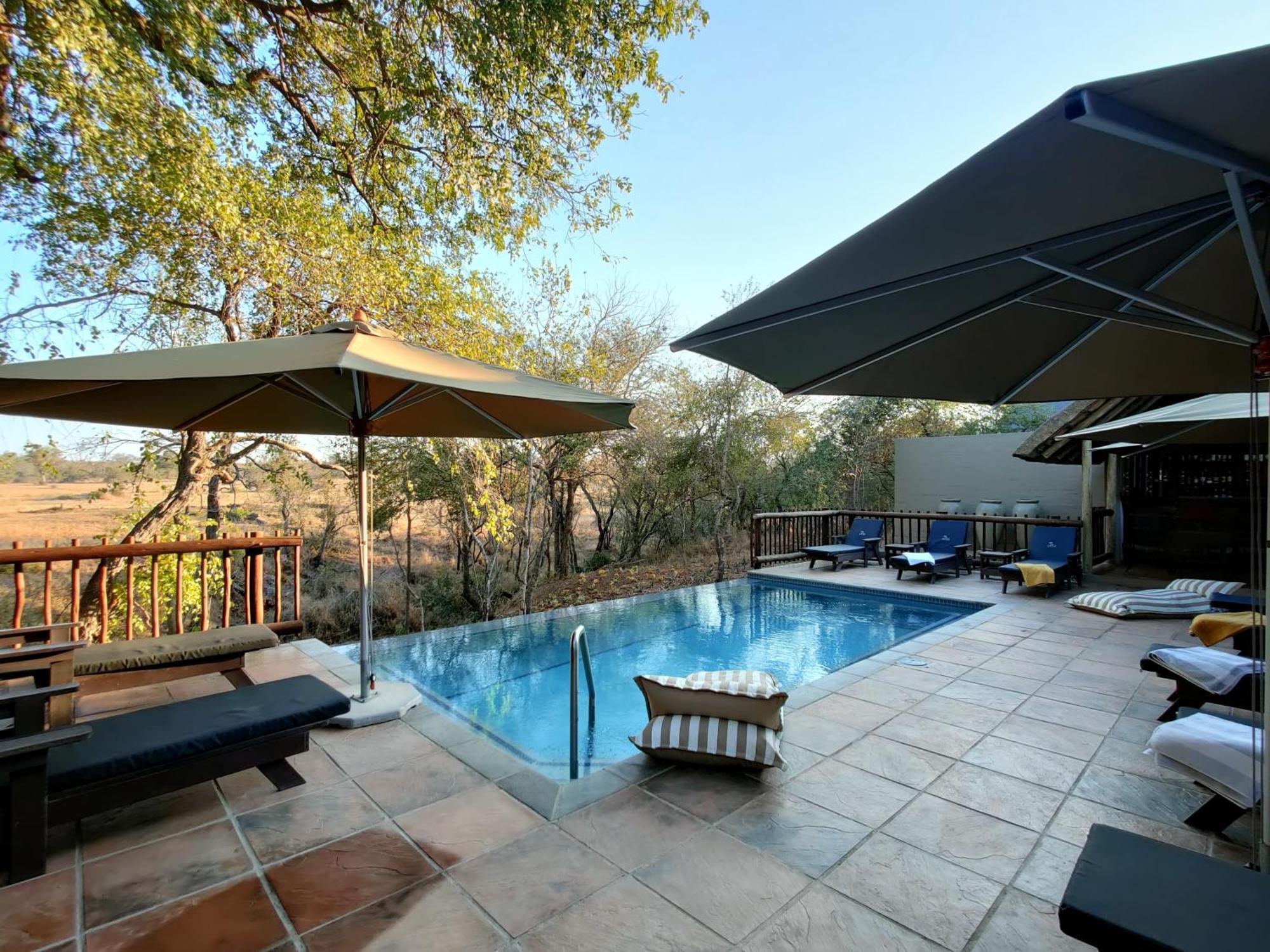 Umkumbe Bush Lodge - Luxury Tented Camp Cagar Alam Sabi Sand Bagian luar foto